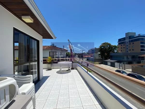 Apartamento para locação diária próximo ao Centro - Matinhos/PR