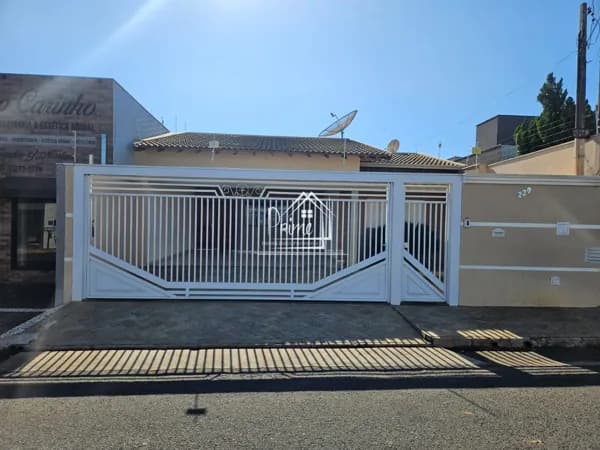 Casa em Promissão - Jardim Marconi