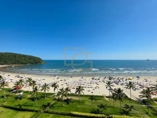 Mansão Suspensa na Riviera com 6 Suítes e Vista Panorâmica para o Mar