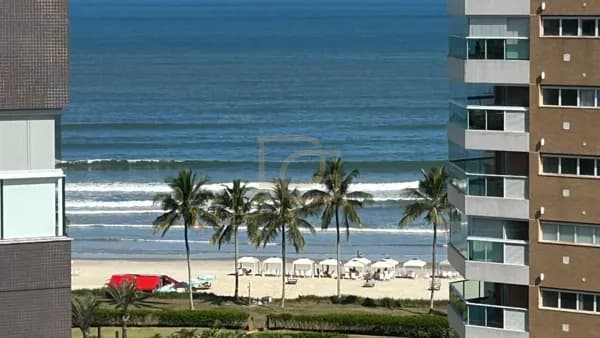Cobertura Exclusiva Pé na Grama com Vista Mar