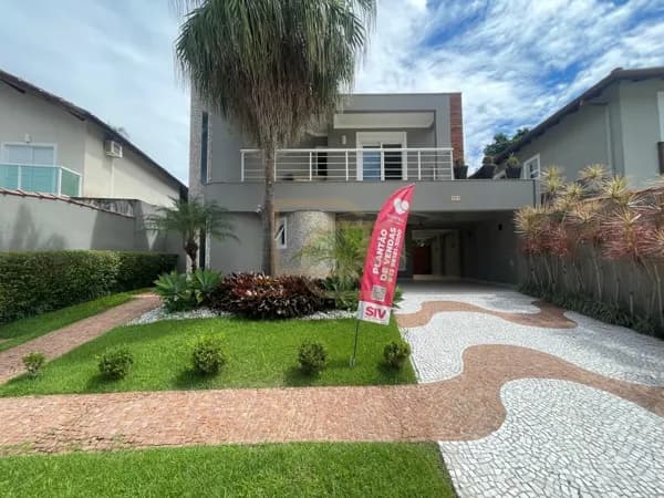 🏡 Casa de Alto Padrão com 5 Suítes e Lazer Completo
