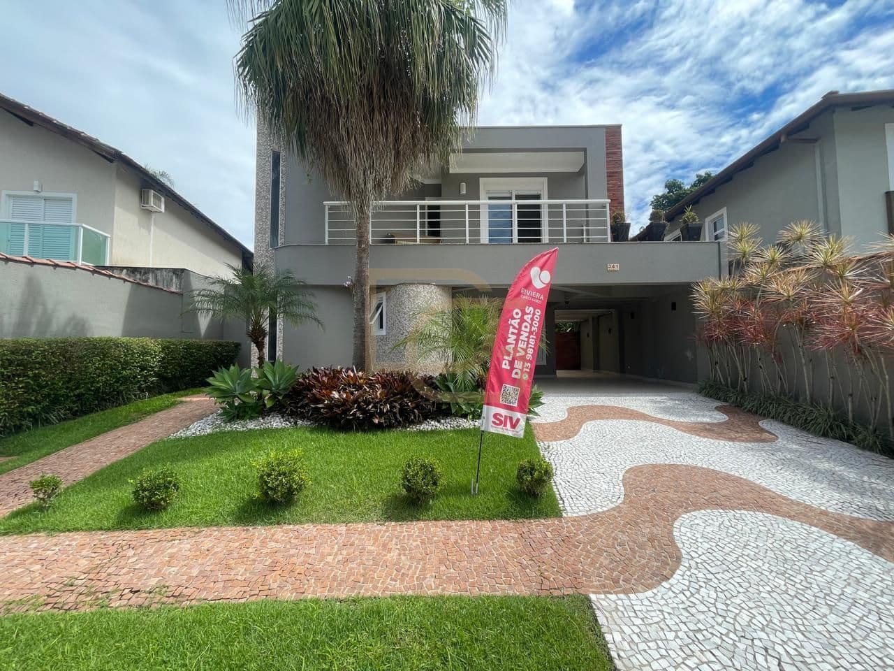 🏡 Casa de Alto Padrão com 5 Suítes e Lazer Completo