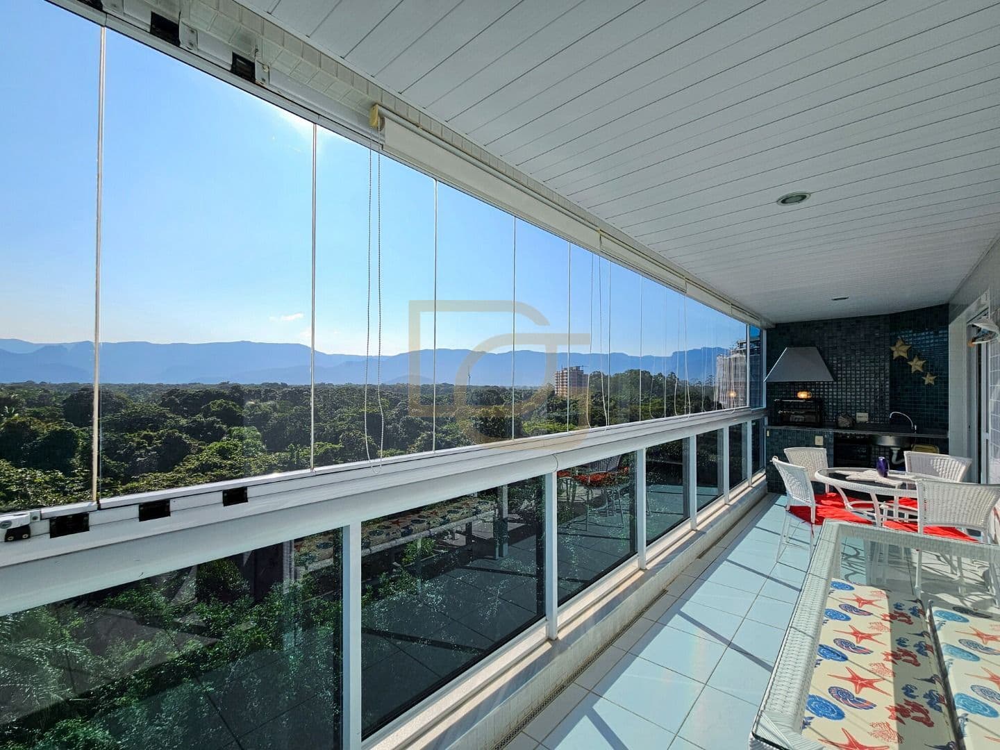 Apartamento na Riviera de São Lourenço – Módulo 8