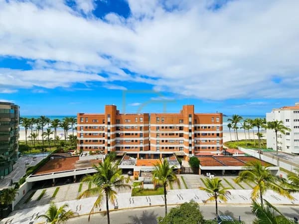 Cobertura Duplex com Vista Mar e Lazer Privativo a 50m da Praia
