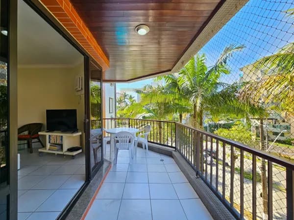 Apartamento a Poucos Passos da Praia com 3 Dormitórios na Riviera de São Lourenço