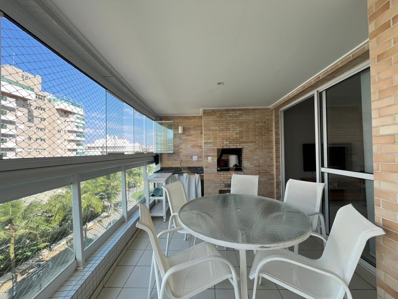 Apartamento Mobiliado com Varanda Gourmet e Lazer Completo