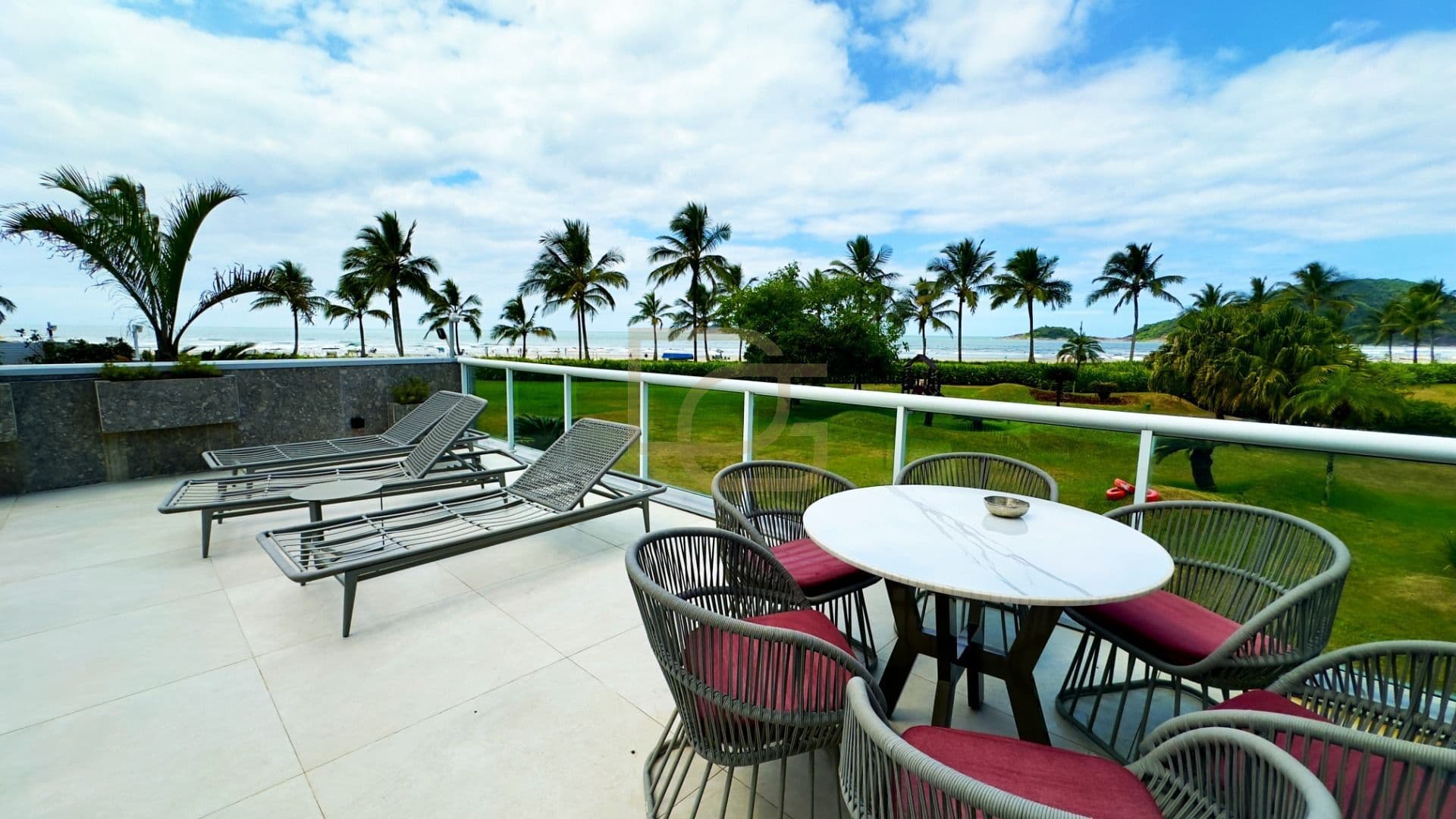 Apartamento Garden Pé na Areia | 5 Dormitórios | 470m² | Riviera de São Lourenço