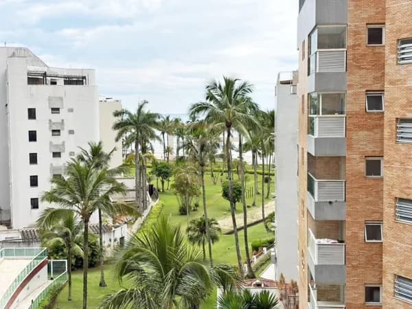Cobertura Duplex Pé na Areia com Vista Mar