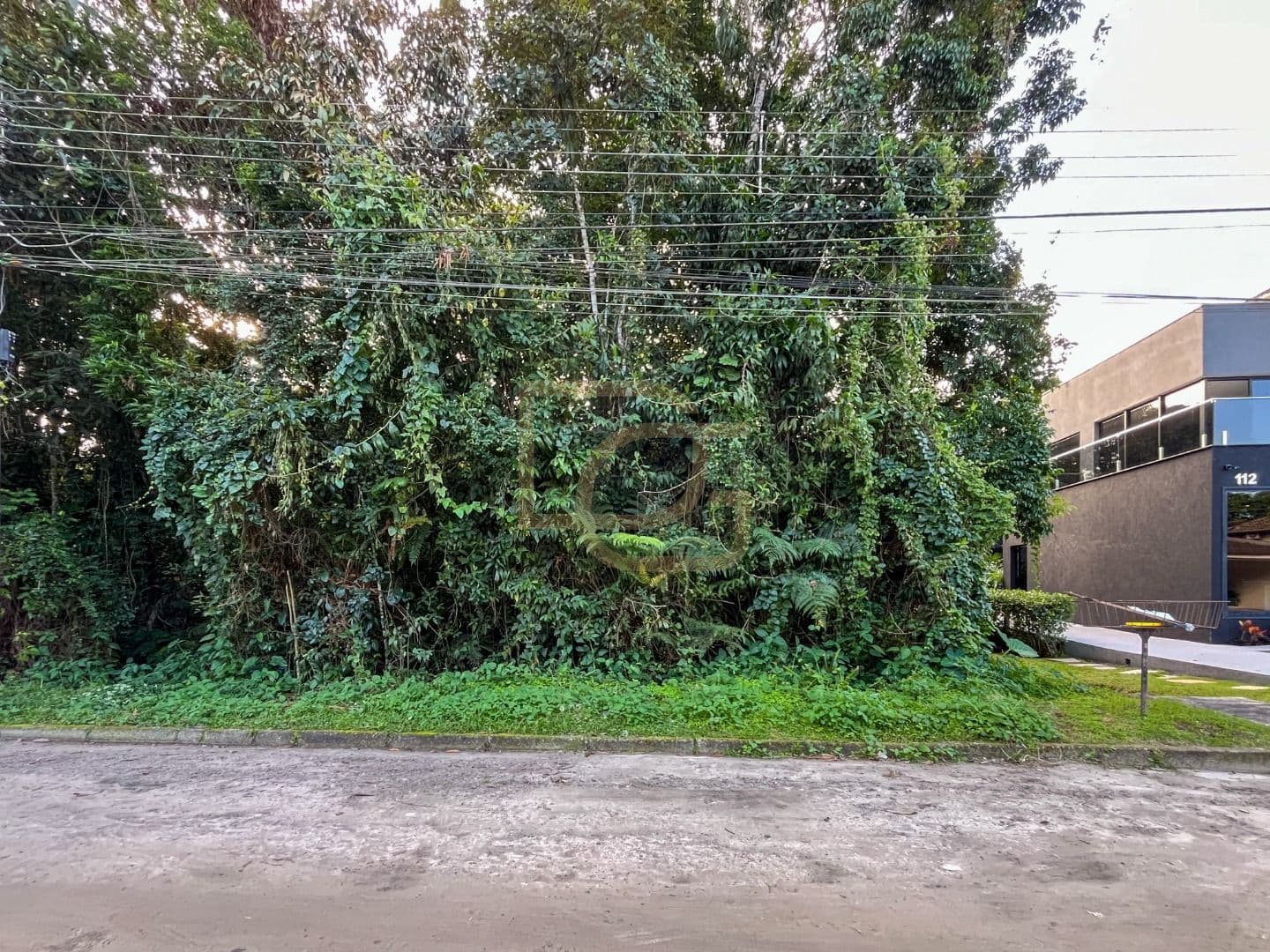 O Terreno Ideal para Seu Projeto de Alto Padrão