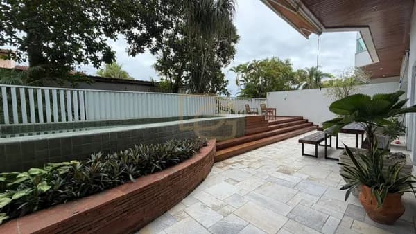 APARTAMENTO MOBILIADO COM 4 DORMITÓRIOS A 200M DA PRAIA NA RIVIERA DE SÃO LOURENÇO