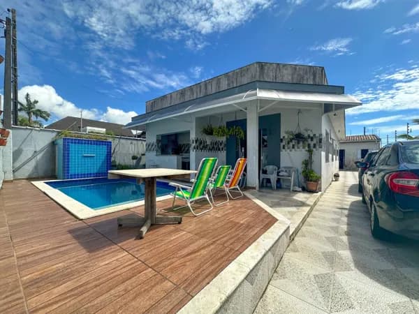 ✨ Casa Espaçosa no Oásis – 5 Dormitórios a 600m da Praia 🌊