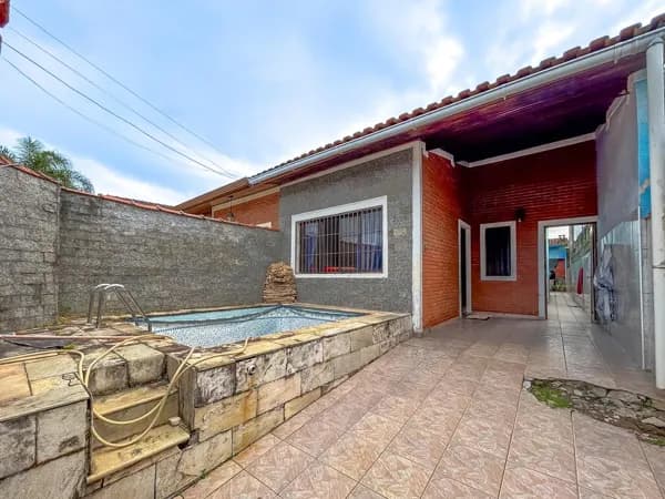 Casa a venda na Praia de Peruíbe