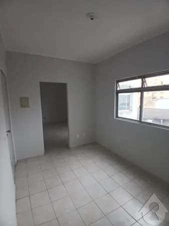 SALA COMERCIAL PARA LOCAÇÃO – EDIFÍCIO BARCELONA ✨🏢