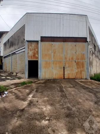 ALUGA-SE GALPÃO – BAIRRO FLAMBOYANT 🏢