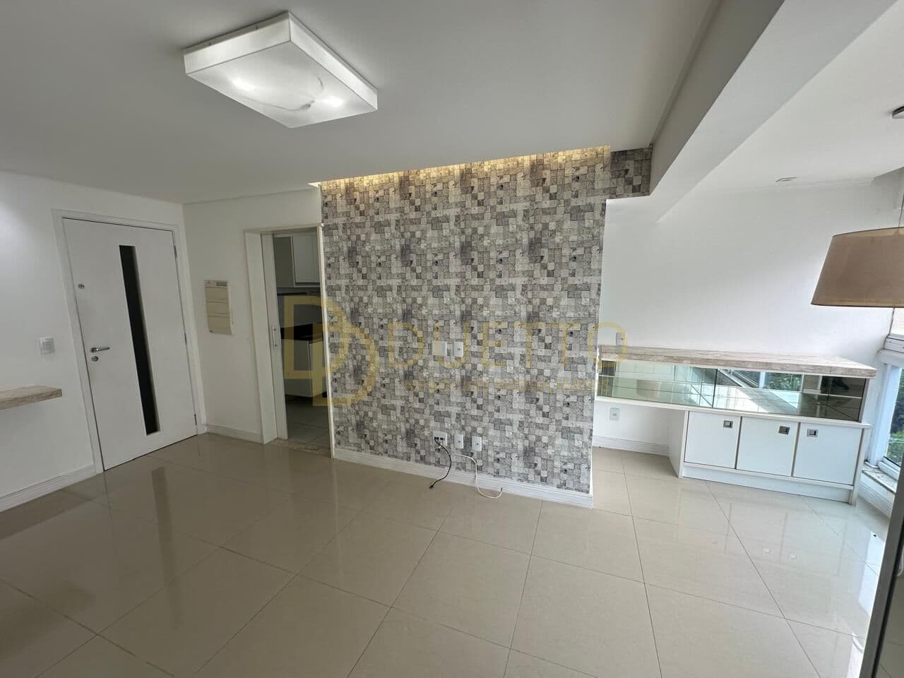 Apartamento 2/4 à venda em Alphaville