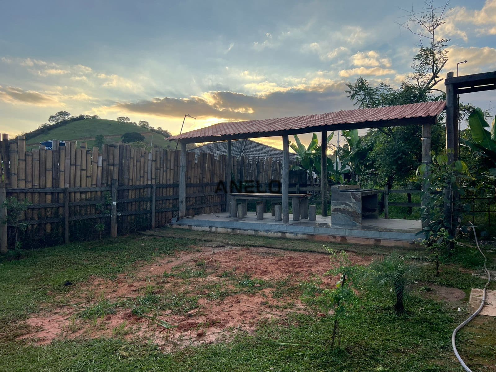 Lote/Terreno em Duque de Caxias - Mantiquira