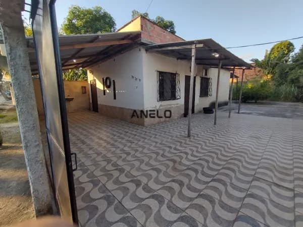 Casa em Duque de Caxias - Parque Paulista