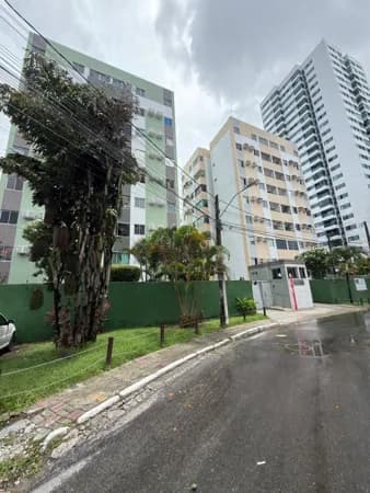 CANDEIAS - NASCENTE REFORMADO VARANDA DOIS QUARTOS UMA SUÍTE QUARTO REVERSÍVEL COMPLETO DE ARMÁRIOS