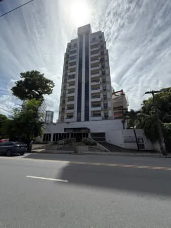 MOBILIADO 44M2 - AVENIDA 17 DE AGOSTO JUNTO AO PARQUE APIPUCOS PISCINA E GARAGEM COBERTA
