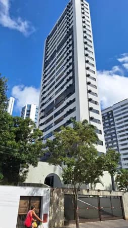 CASA FORTE - ANDAR ALTO PRÓXIMO PRAÇA DE CASA FORTE 134 M² 04 QUARTOS 02 SUITES 02 VAGAS DE GARAGENS