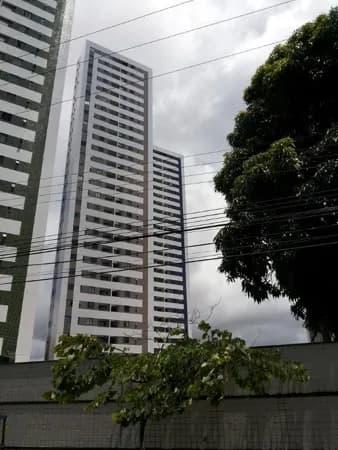 CASA AMARELA EDF. CONDADO COLONIAL 22º ANDAR NASCENTE VARANDA 03 QTOS 01 SUITE DCE ARMÁRIOS PLANEJADOS LAZER COMPLETO 02 GARAGENS COBERTAS
