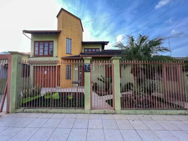 Casa em Dois Irmãos - Vale Verde