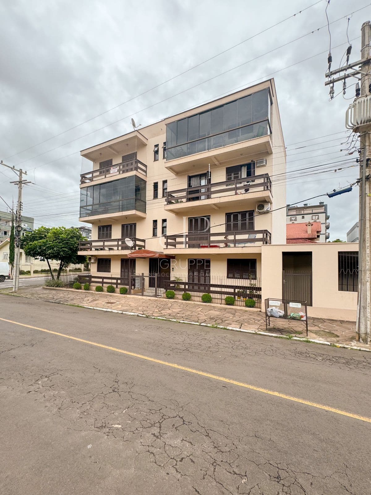 Apartamento em Dois Irmãos - Centro