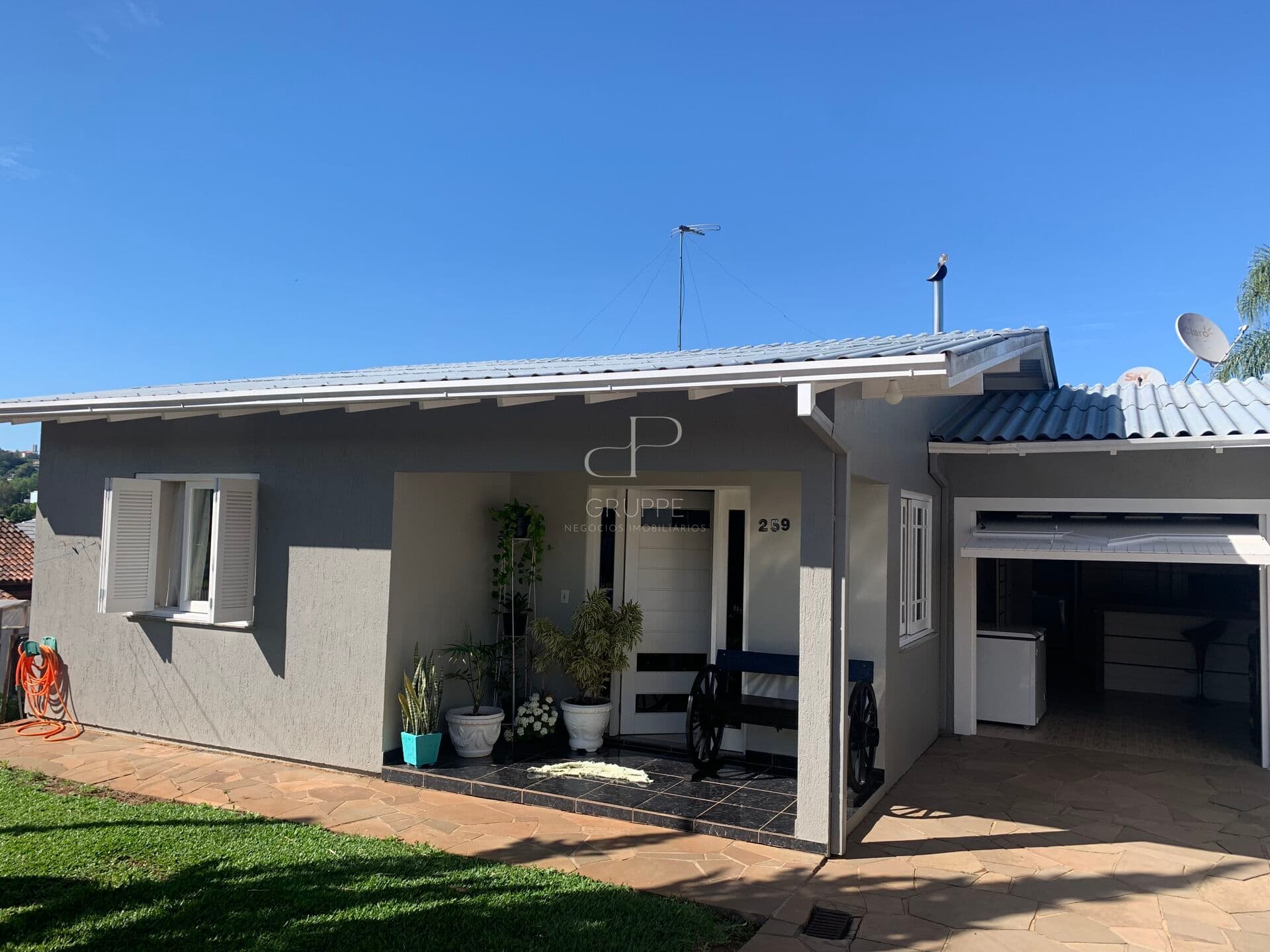 Casa em Dois Irmãos - Industrial