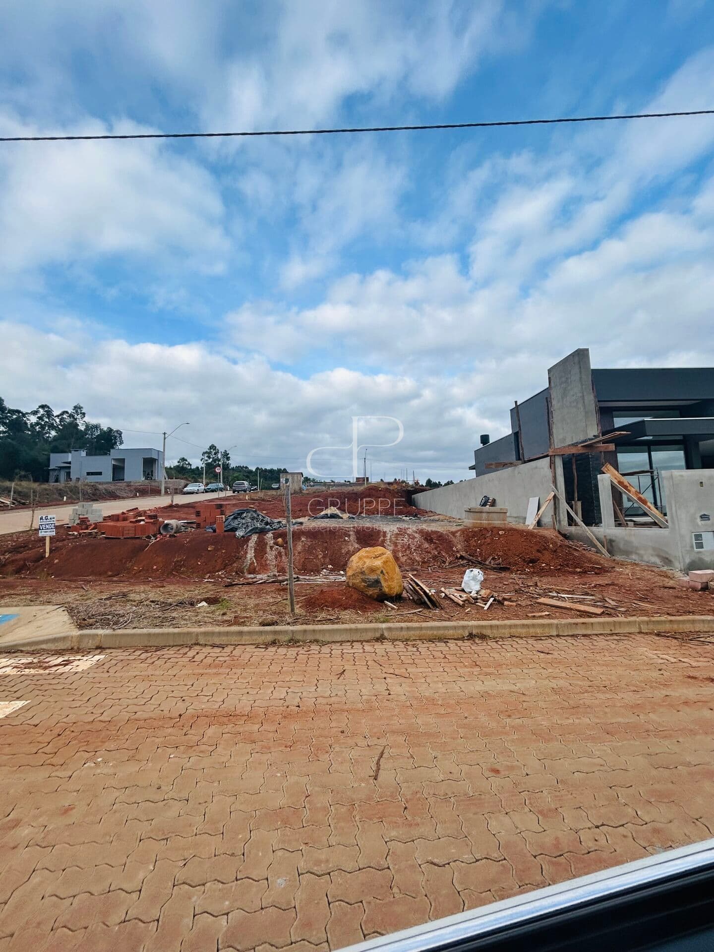 Lote/Terreno em Dois Irmãos - Vale Direito