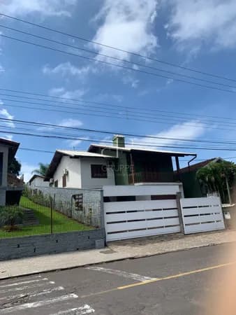 Casa em Dois Irmãos - Vale Verde