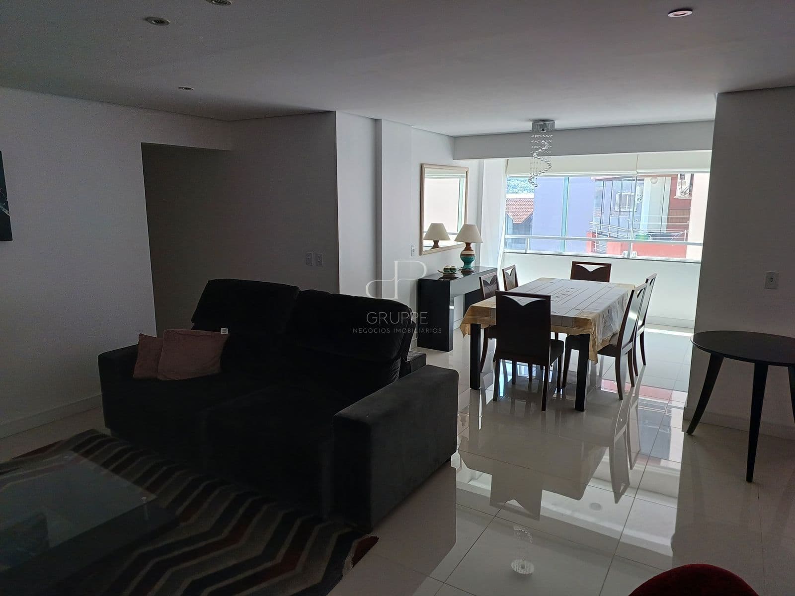 Apartamento em Dois Irmãos - Centro