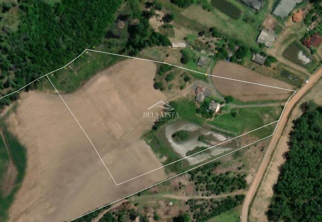 Excelente oportunidade de investimento em um terreno rural de 13