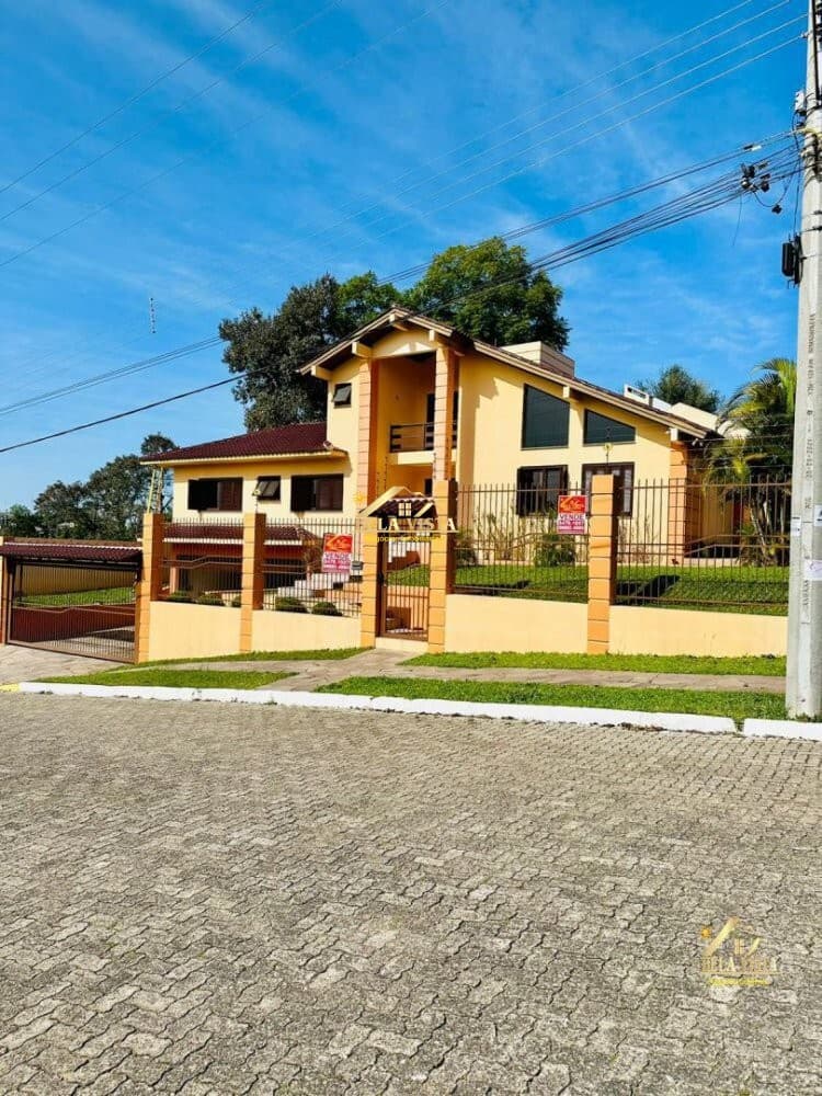 Sobrado Alto Padrão em Centro, Nova Santa Rita/RS