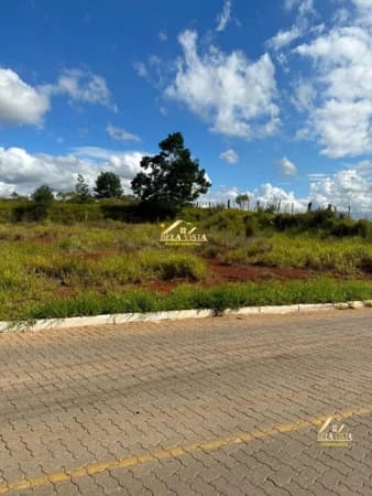 Terreno à venda no bairro Berto Círio em Nova Santa Rita/RS