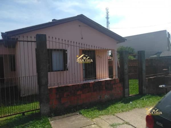 Casa à venda no bairro Centro em Nova Santa Rita/RS