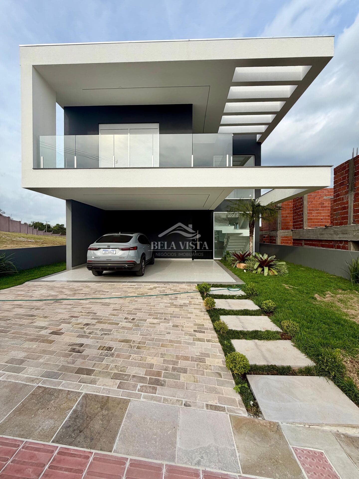 Casa - SOBRADO Alto Padrão