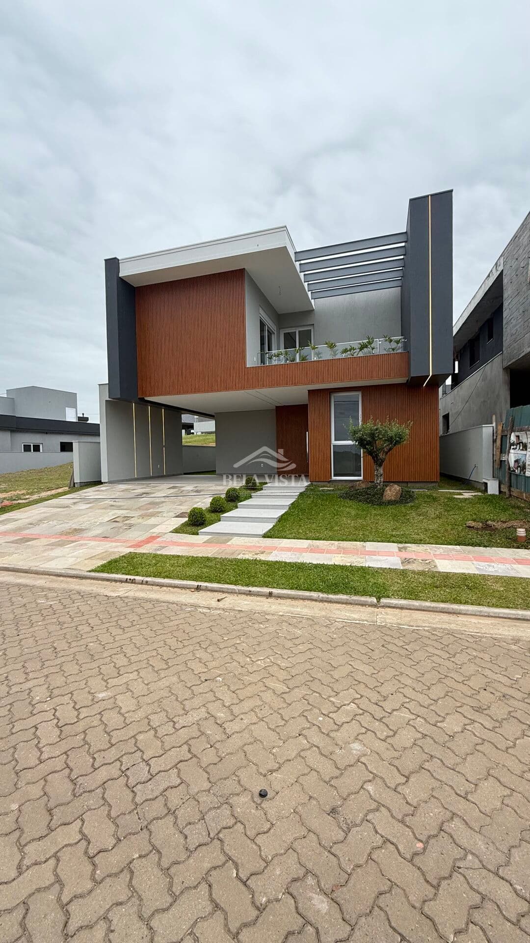 Casa em condomínio no bairro Centro em Nova Santa Rita-RS