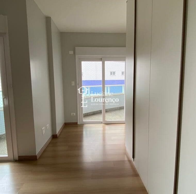 Apartamento Alto Padrão em Zona 07, Maringá/PR