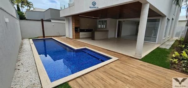 Imponente Sobrado Novo no Jardins Valência - O Lar dos Seus Sonhos!