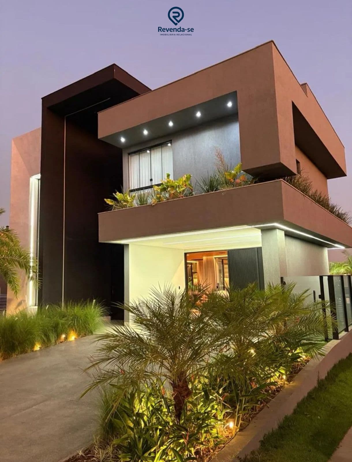 🏡 SOBRADO DOS SONHOS À VENDA – JARDINS SEVILHA