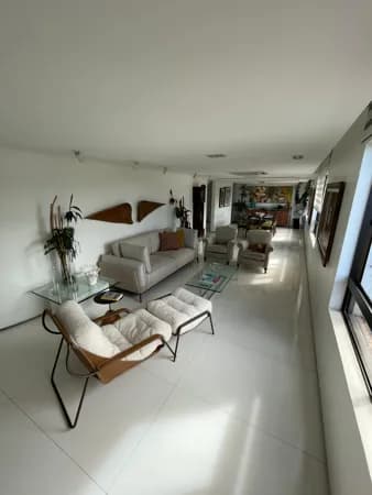 Apartamento Alto Padrão na beira rio