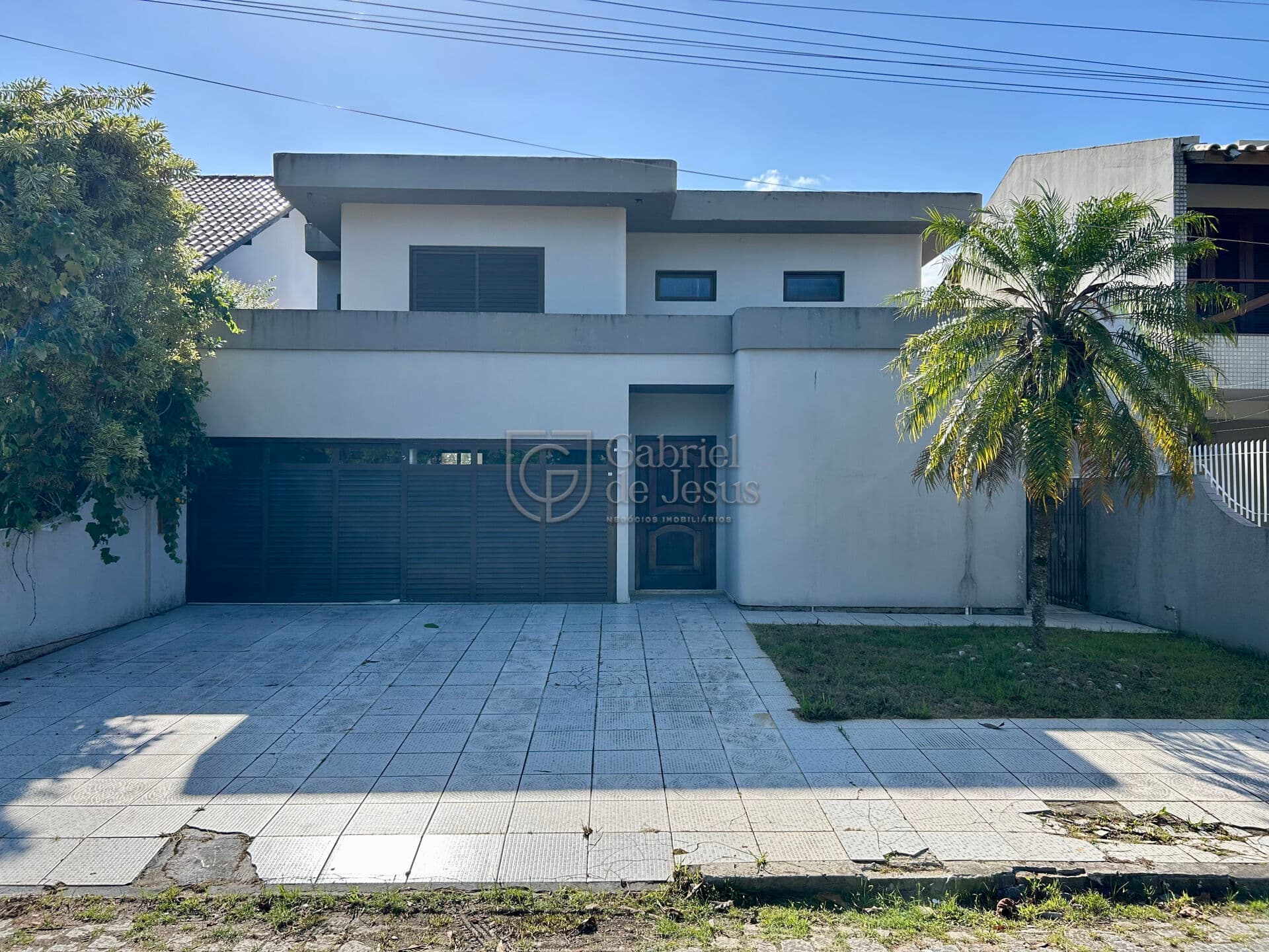 Ampla casa de 4 níveis com piscina no Parque São Jorge