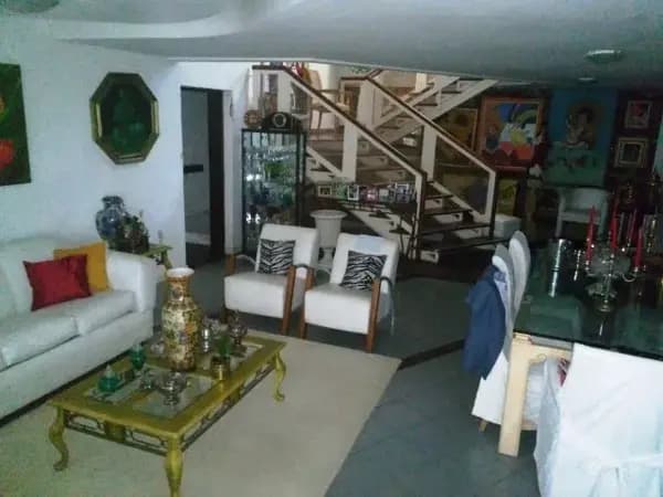 Casa à venda no bairro Candeal em Salvador/BA