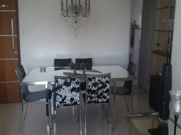Apartamento à venda no bairro Costa Azul em Salvador/BA