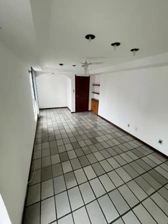 Apartamento à venda no bairro Chame-Chame em Salvador/BA