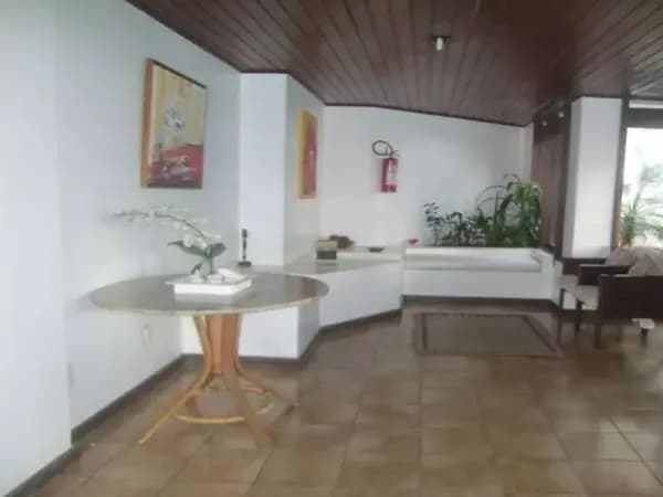 Apartamento à venda no bairro Jardim Apipema em Salvador/BA