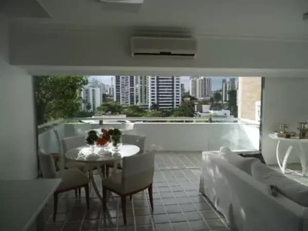 Apartamento à venda no bairro Ondina em Salvador/BA