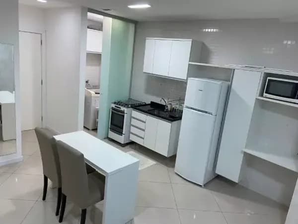 Apartamento para alugar no bairro Caminho das Árvores em Salvador/BA