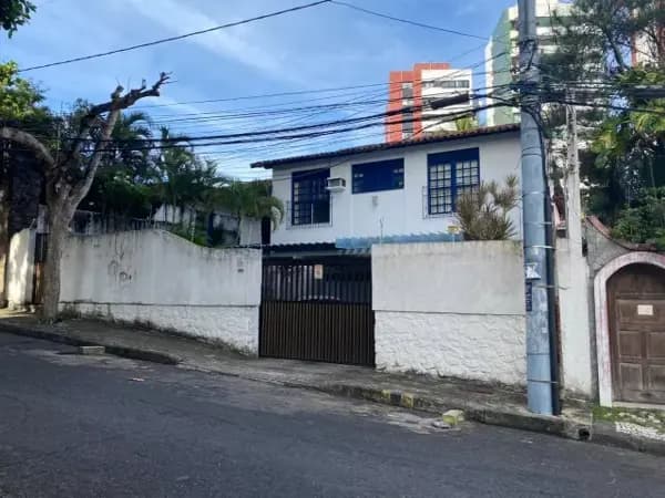 Casa à venda no bairro Pituba em Salvador/BA