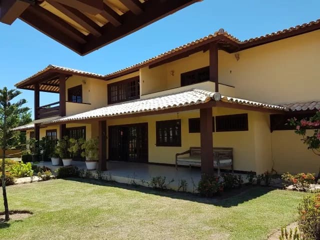 Casa à venda no bairro Guarajuba (Monte Gordo) em Camaçari/BA